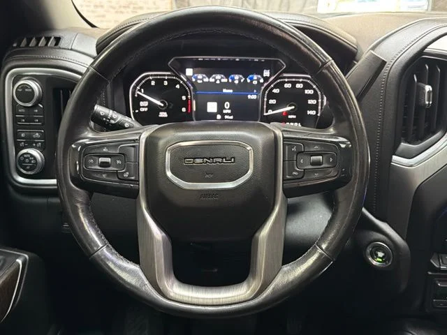 Used 2020 Onyx Black GMC Denali image 20