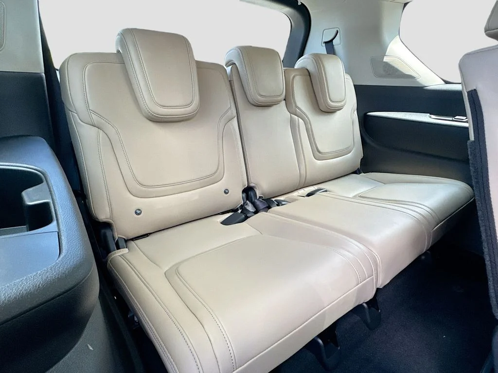New 2026 RADIANT WHITE INFINITI Pure 2WD image 29
