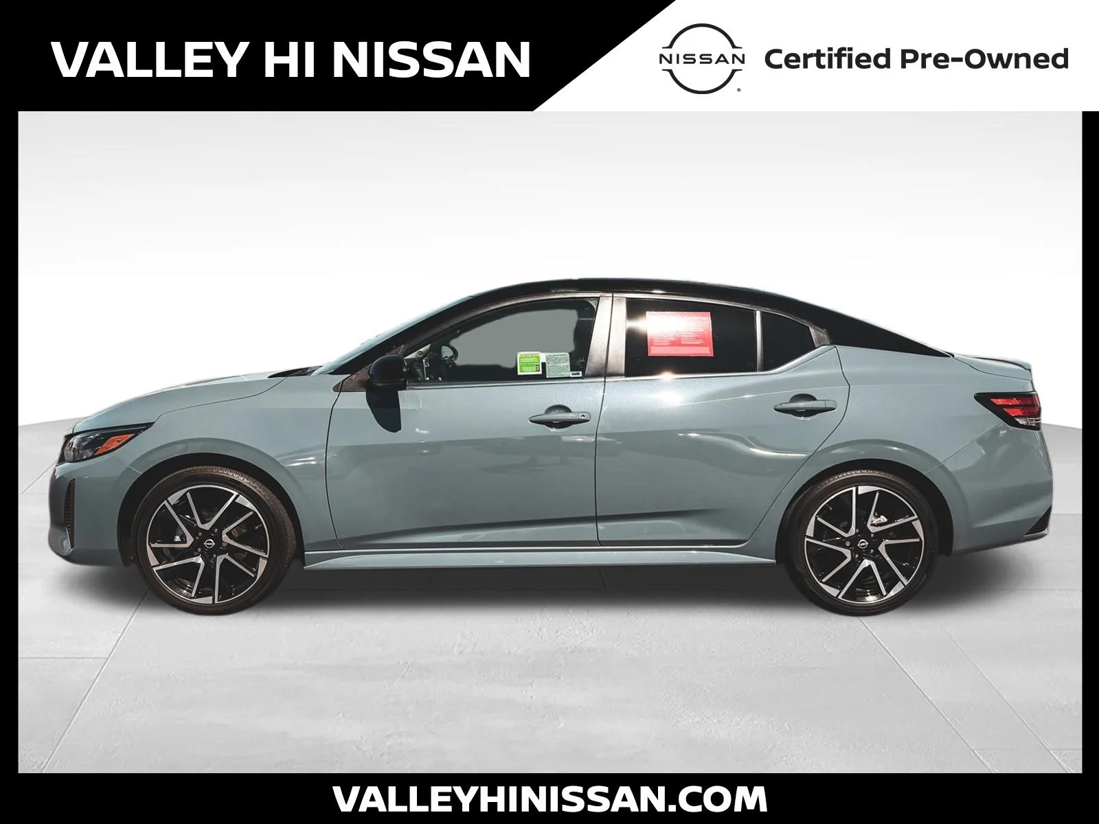 Used 2025 Gray Nissan SR image 4