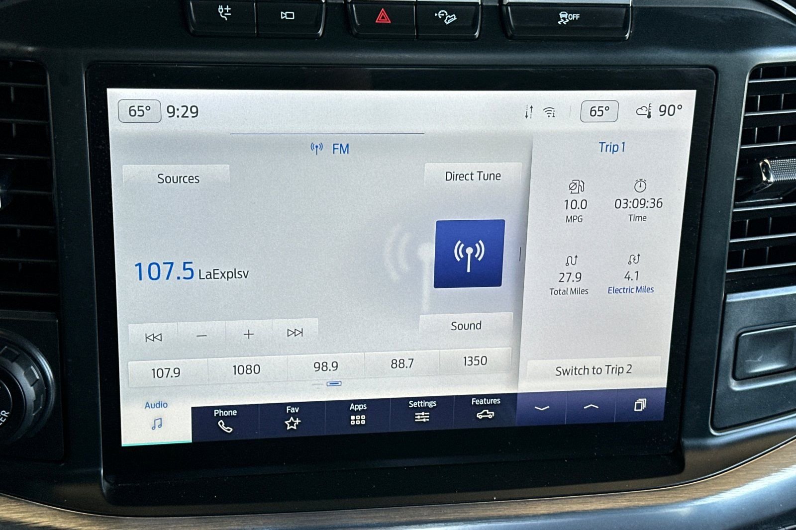 Used 2022 Silver Ford Lariat image 18