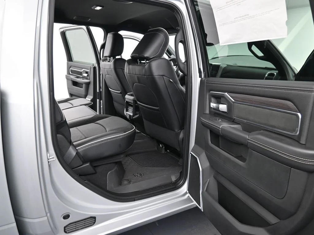 2026 RAM 2500 Laramie - Photo 12