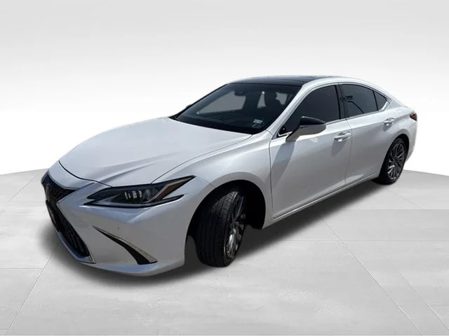 Used 2024 White Lexus 350 Luxury image 3