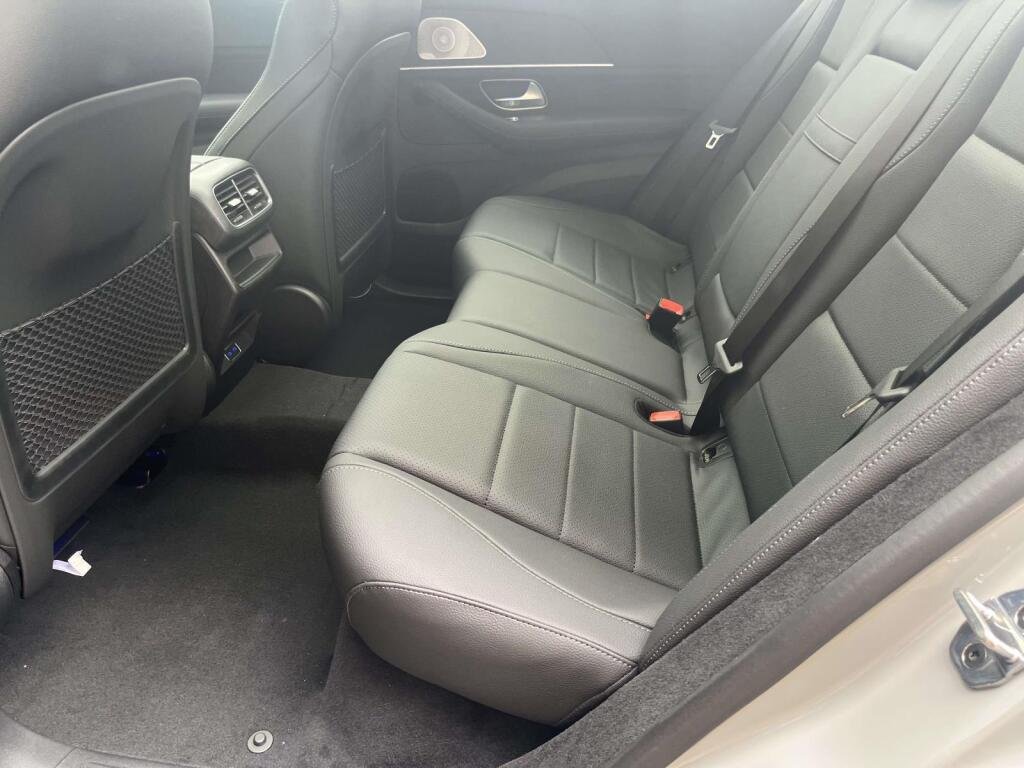 New 2026 MANUFAKTUR Alpine Grey Mercedes-Benz GLE 350 image 17