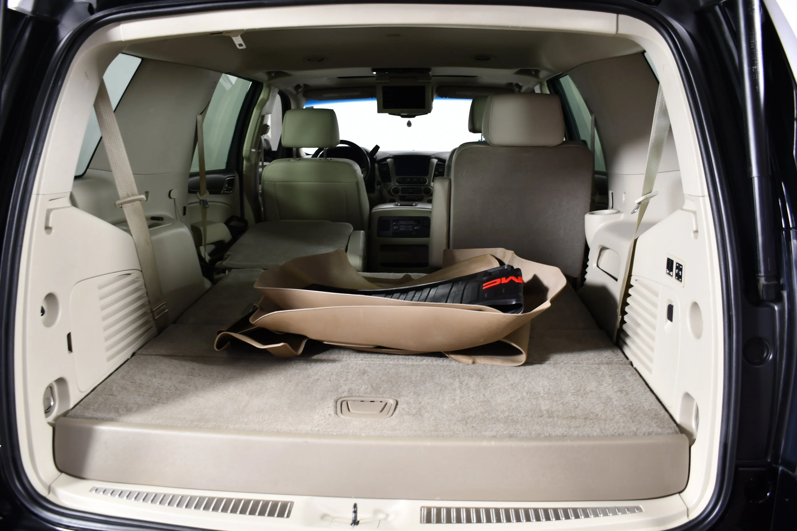 Used 2018 Onyx Black GMC Denali image 53