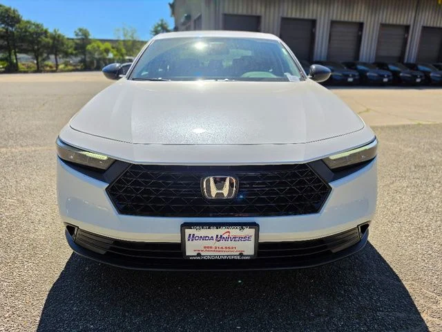New 2026 Platinum White Pearl Honda SE image 2