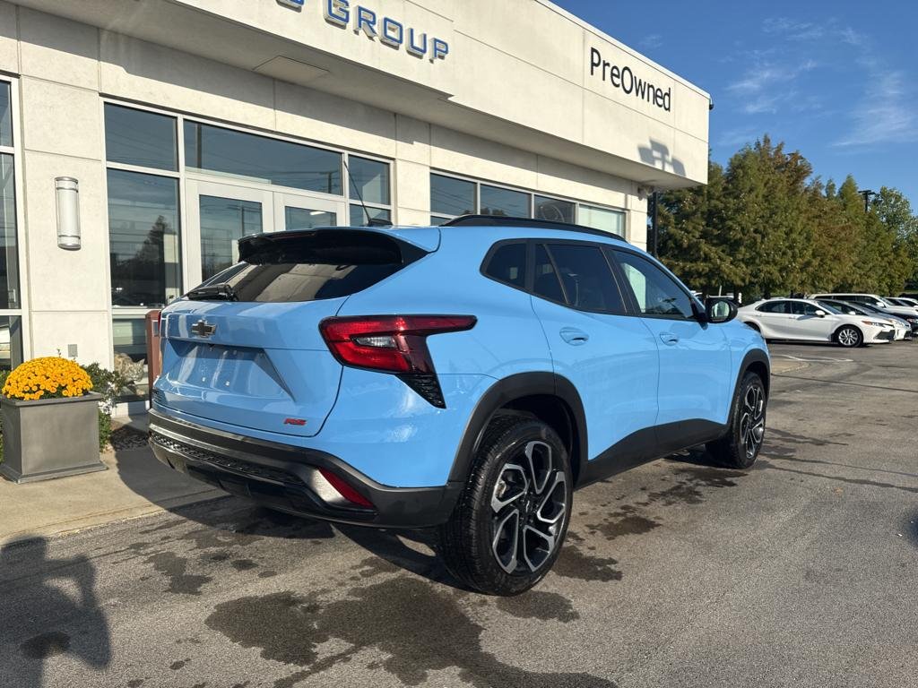 2024 Chevrolet Trax photo 3