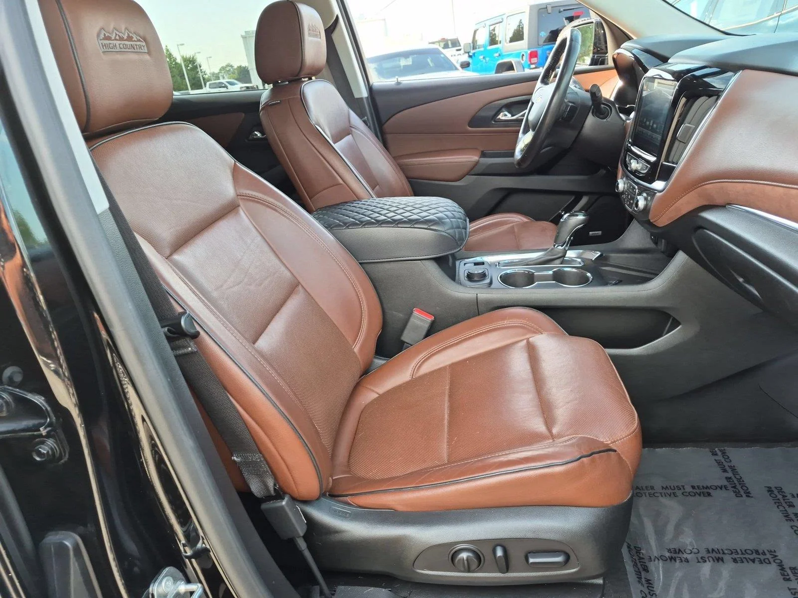 Used 2018 Mosaic Black Metallic Chevrolet High Country image 37