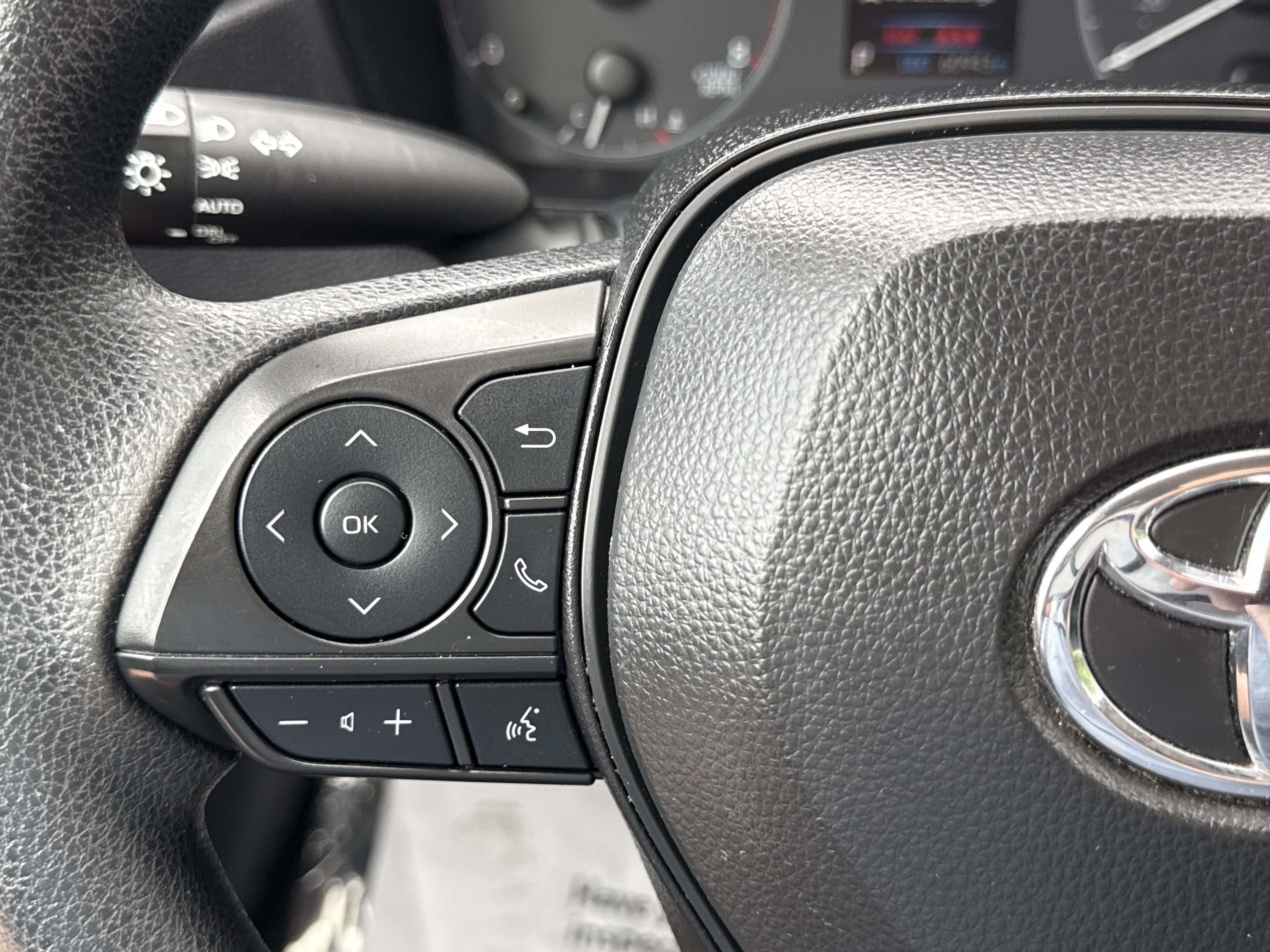 Used 2024 Midnight Black Metallic Toyota LE image 19