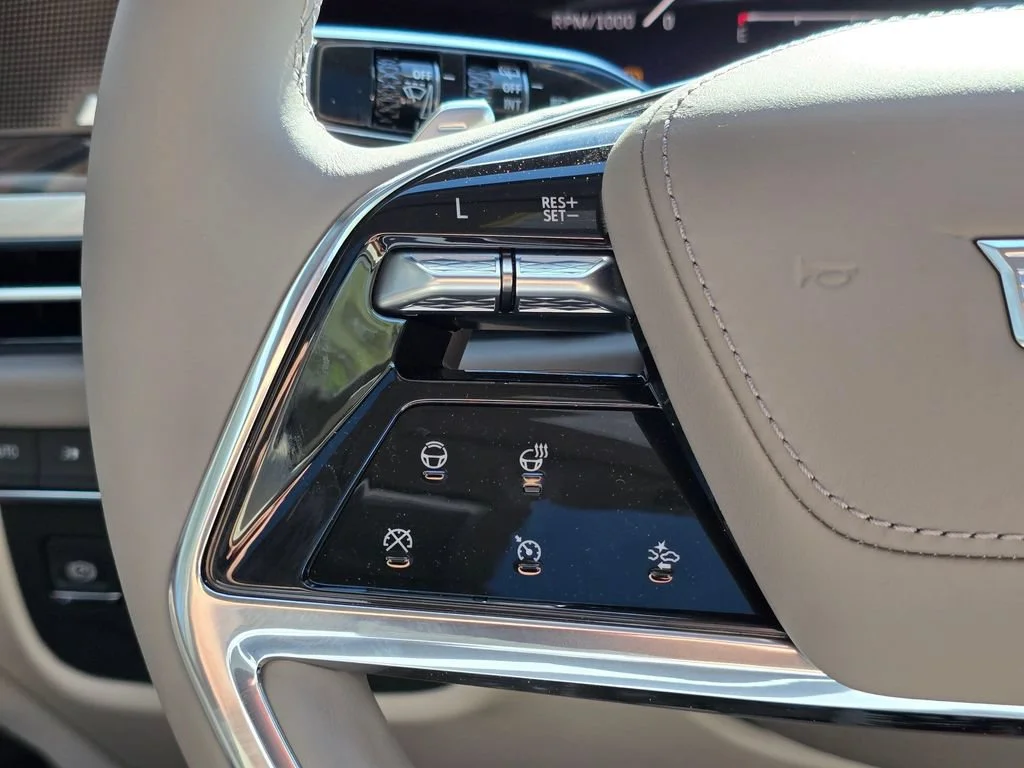 New 2026 Argent Silver Metallic Cadillac Platinum Sport image 35