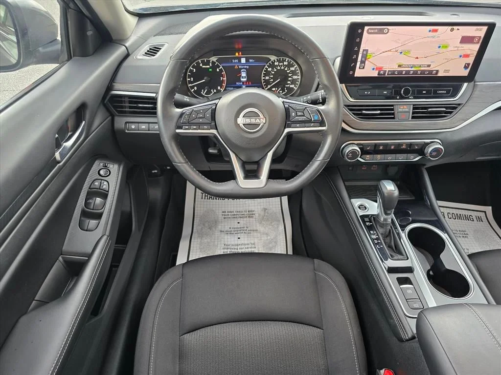 Used 2024 Gray Nissan 2.5 SV image 3