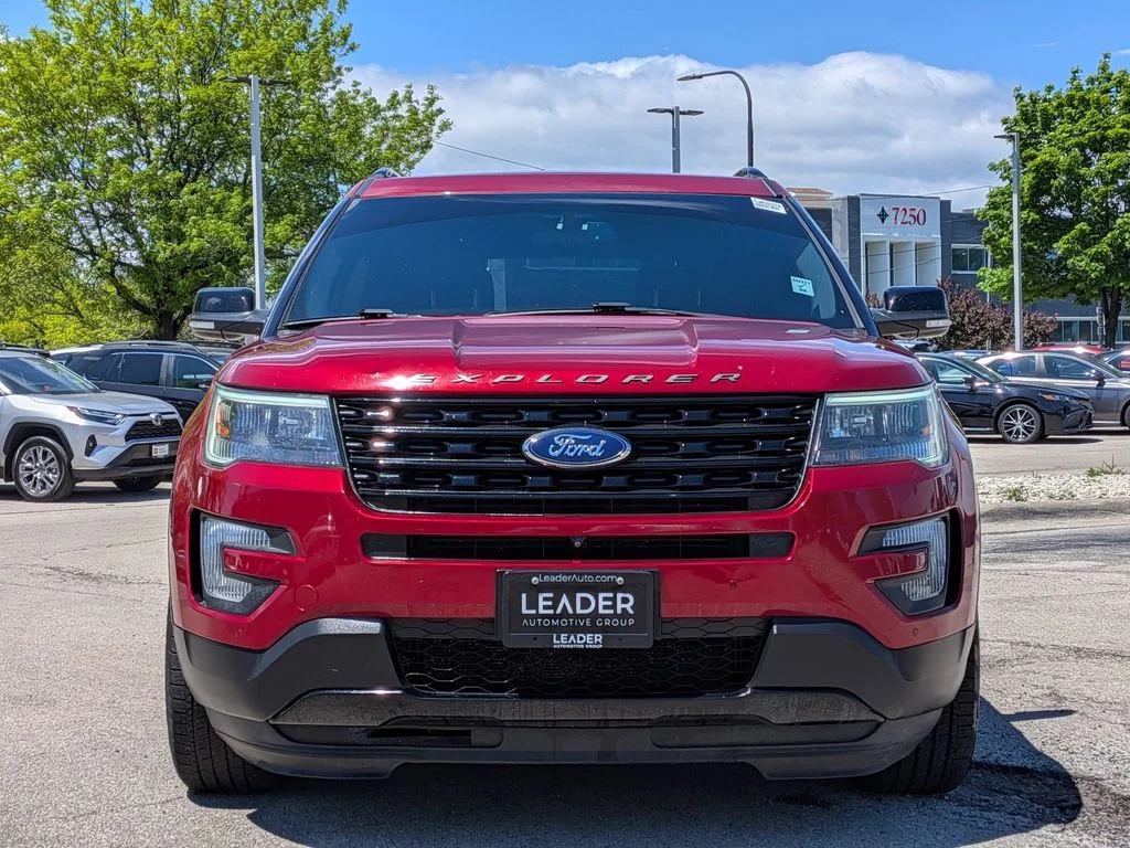 Used 2016 Red Ford Sport image 2