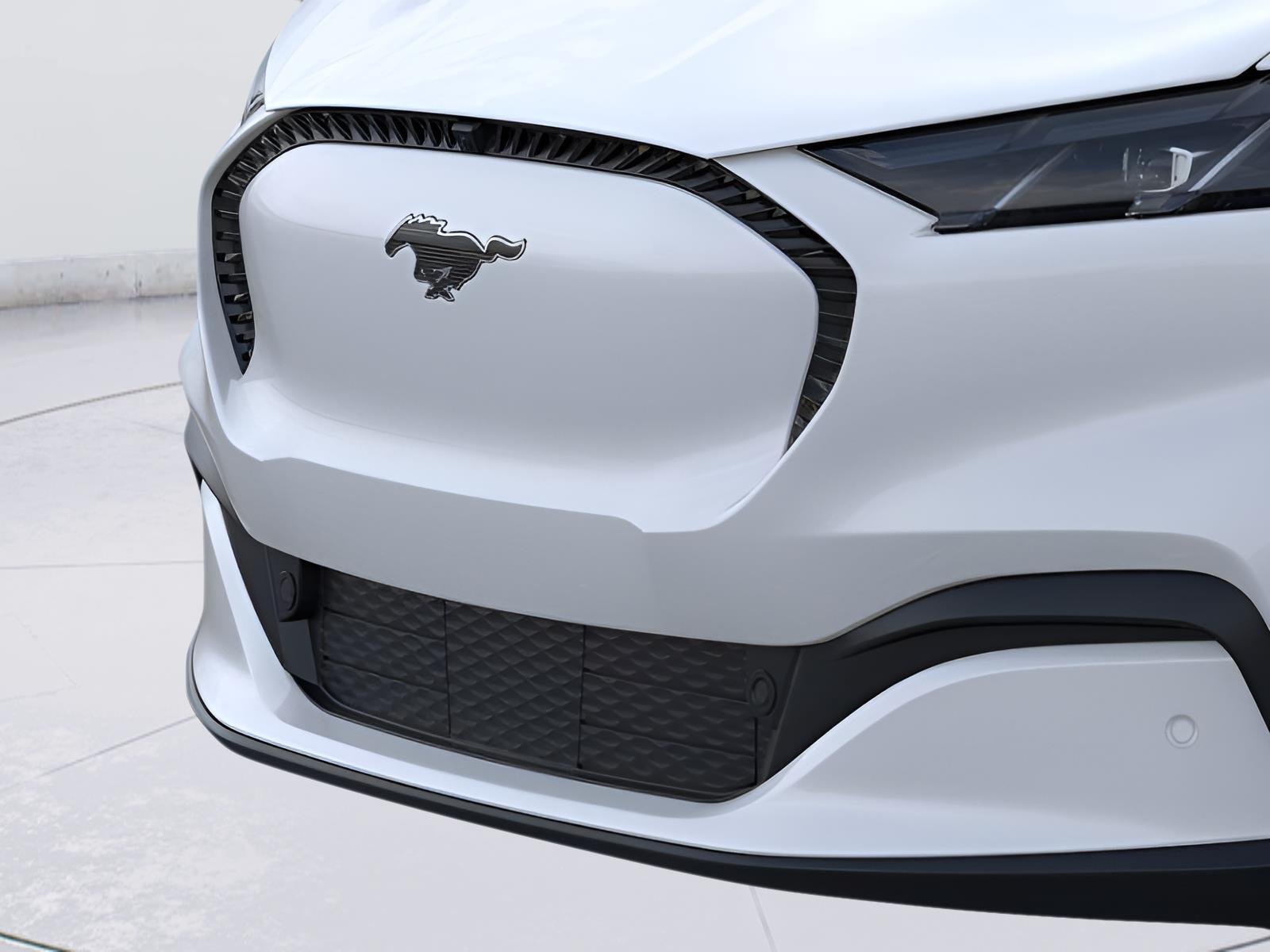 New 2026 Star White Metallic Tri-coat Ford Select image 17