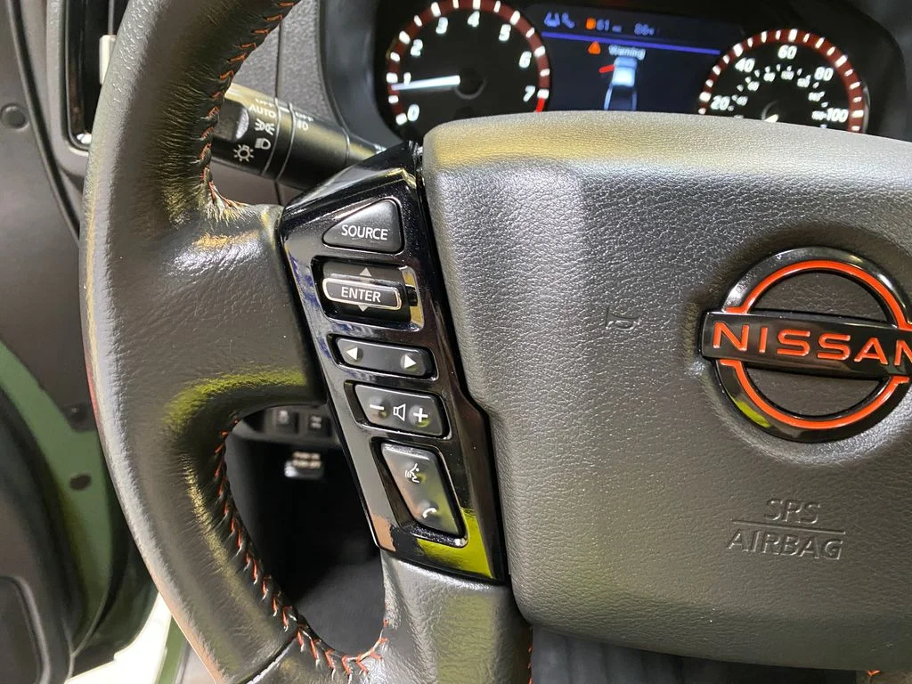 Used 2025 Green Nissan PRO-4X image 33