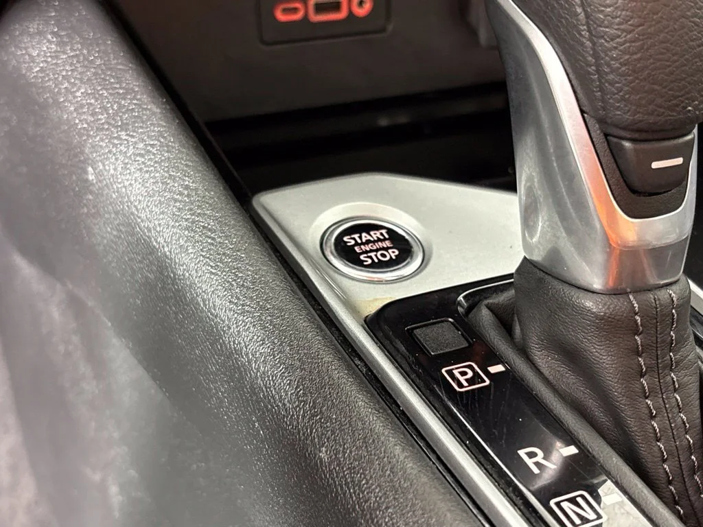 Used 2024 Silver Nissan 2.5 SV image 27