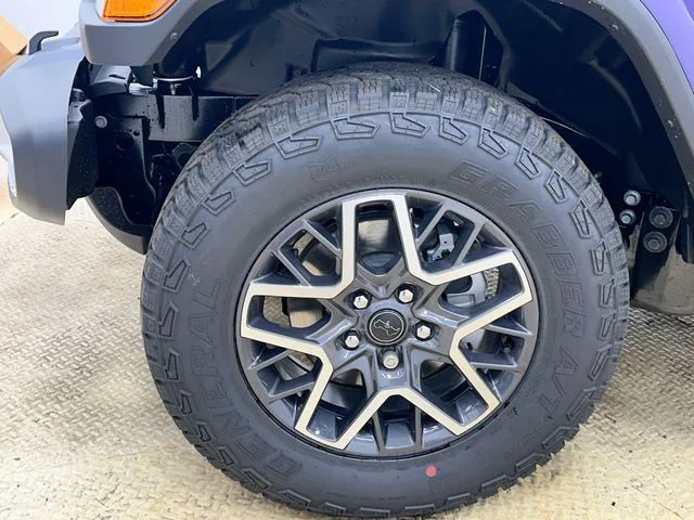 New 2026 Reign Exterior Paint Jeep Sahara image 19