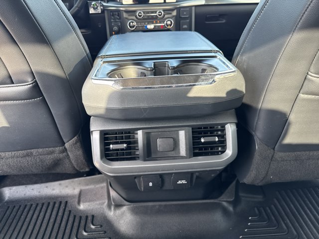 Used 2021  Ford Lariat image 13