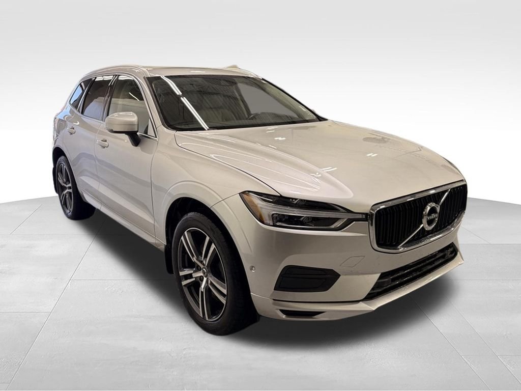Used 2019 Silver Volvo  image 6