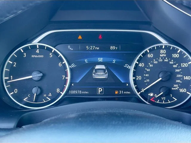 Used 2018 Silver Nissan SV image 13
