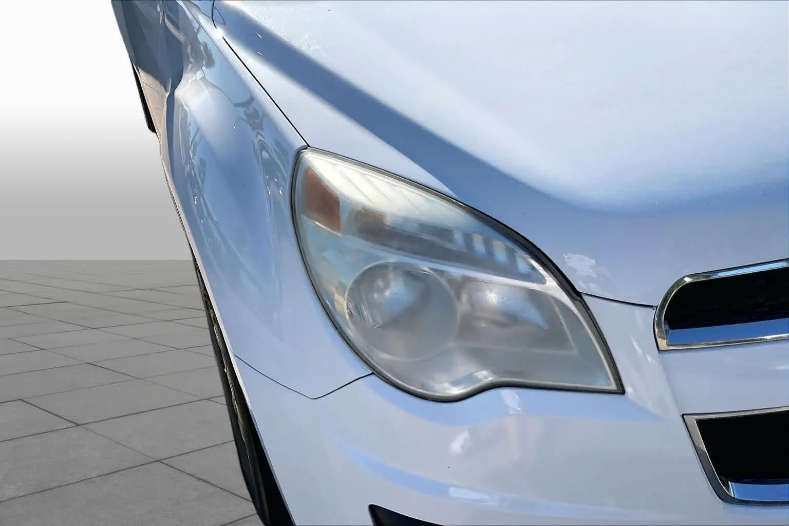 Used 2014 Summit White Chevrolet LS image 26