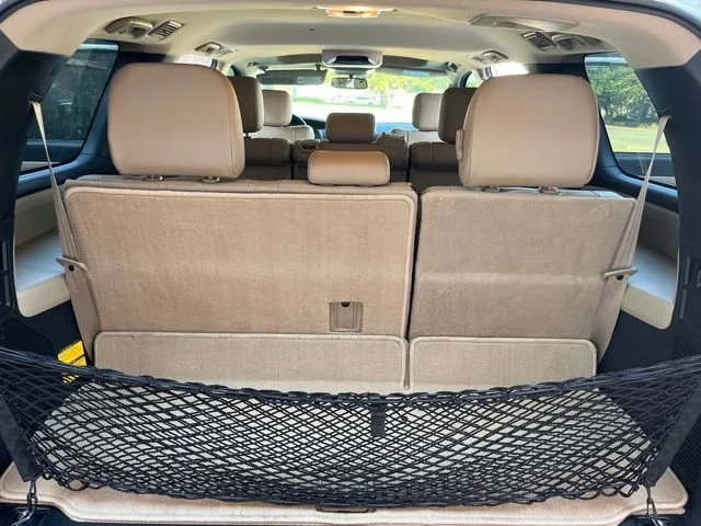Used 2016 Super White Toyota SR5 image 8