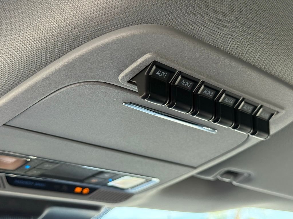 2026 Ford F-350 Super Duty Lariat - Photo 8