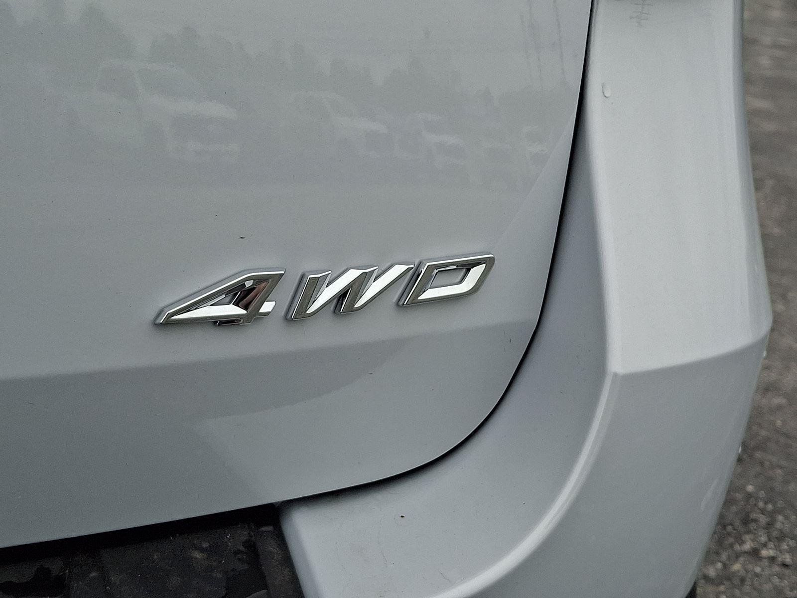 New 2026 Space White Metallic Ford ST-Line image 20