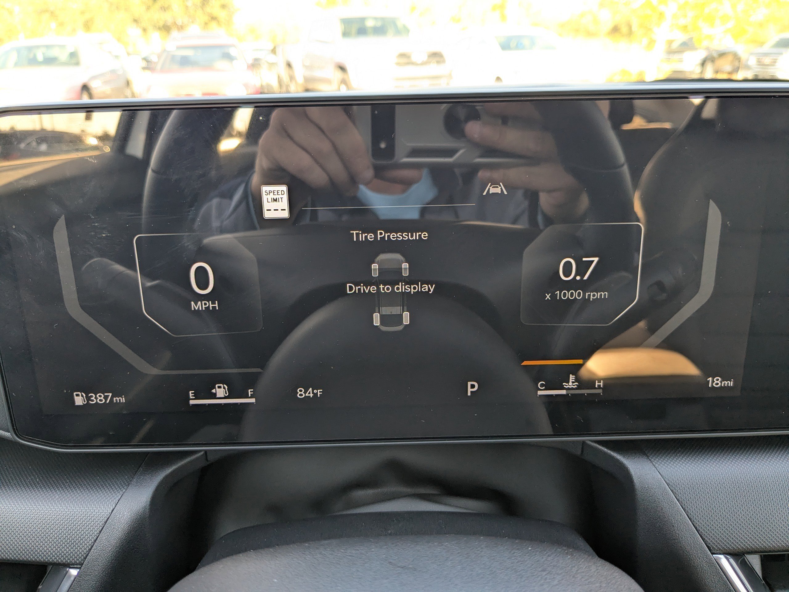 New 2025 Snow White Pearl Kia EX image 32