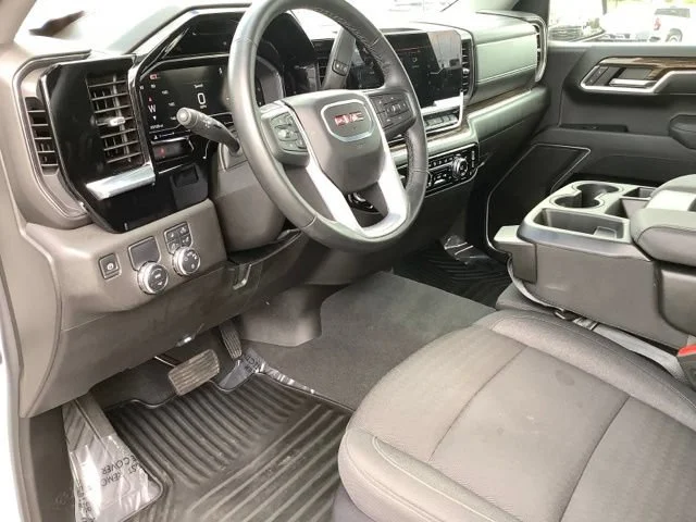 2024 GMC Sierra 1500 SLE - Photo 11