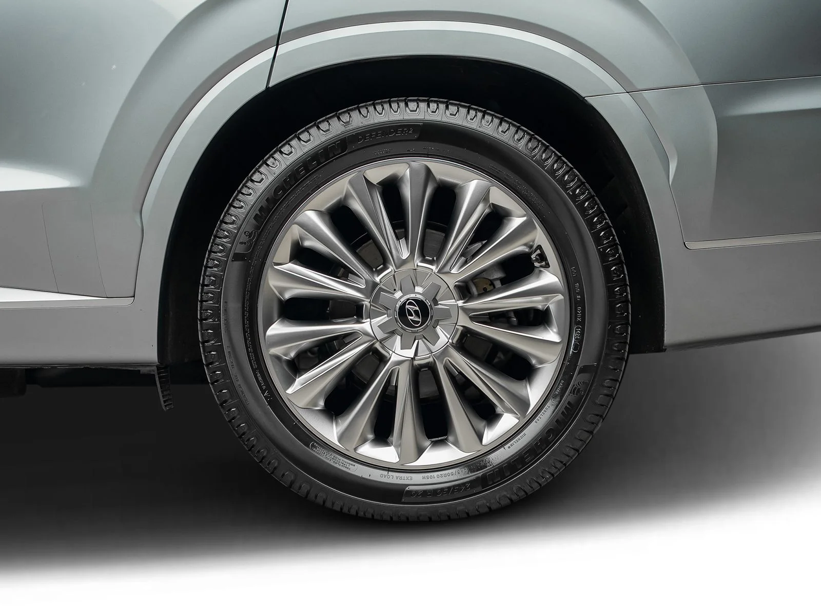 Used 2020 Silver Hyundai Limited image 22