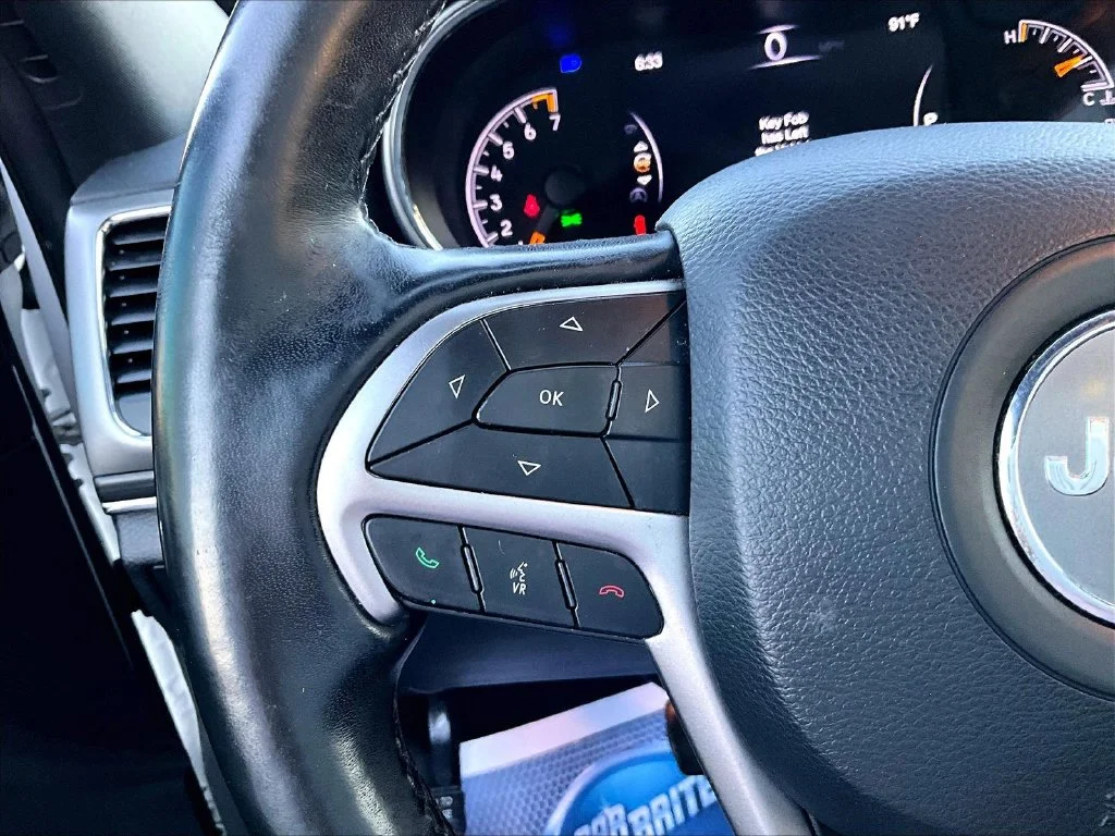 Used 2020 White Jeep Limited image 19