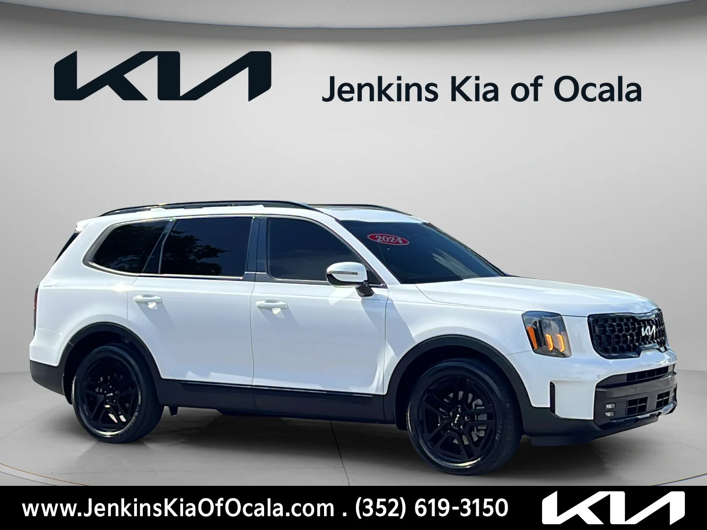 Used 2024 Glacial White Pearl Kia SX Prestige X-Line image 1