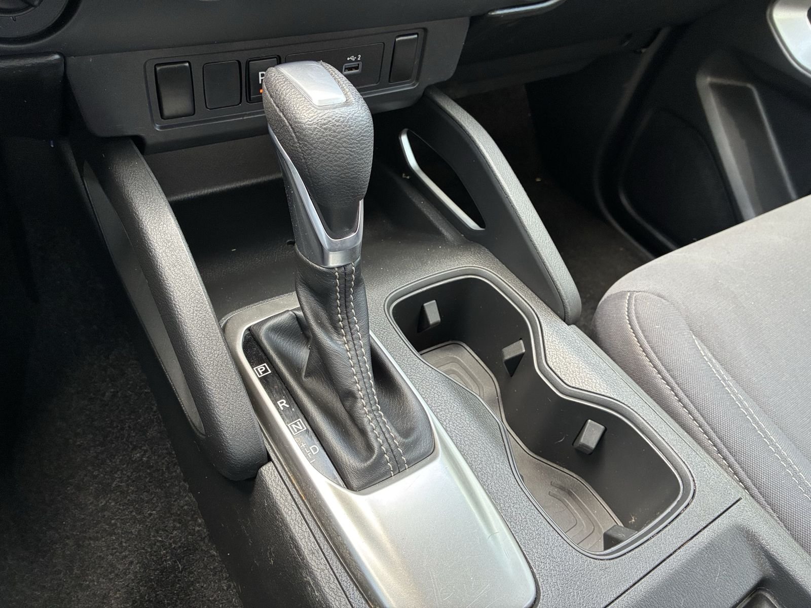 Used 2023 White Nissan SV image 8