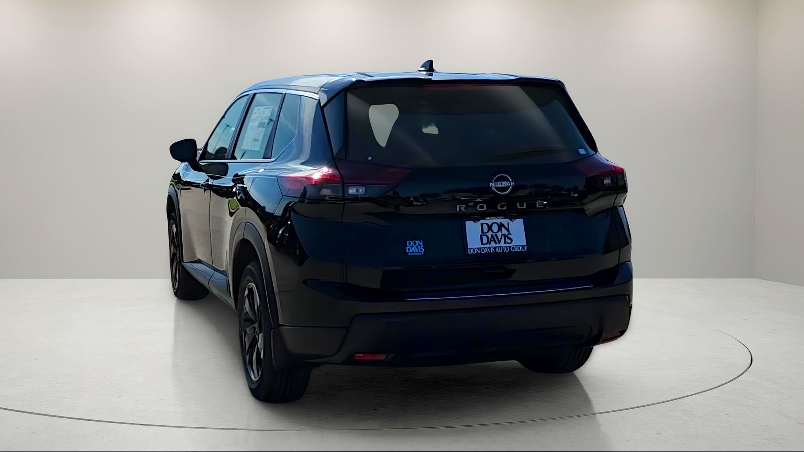 2026 Nissan Rogue SV - Photo 6