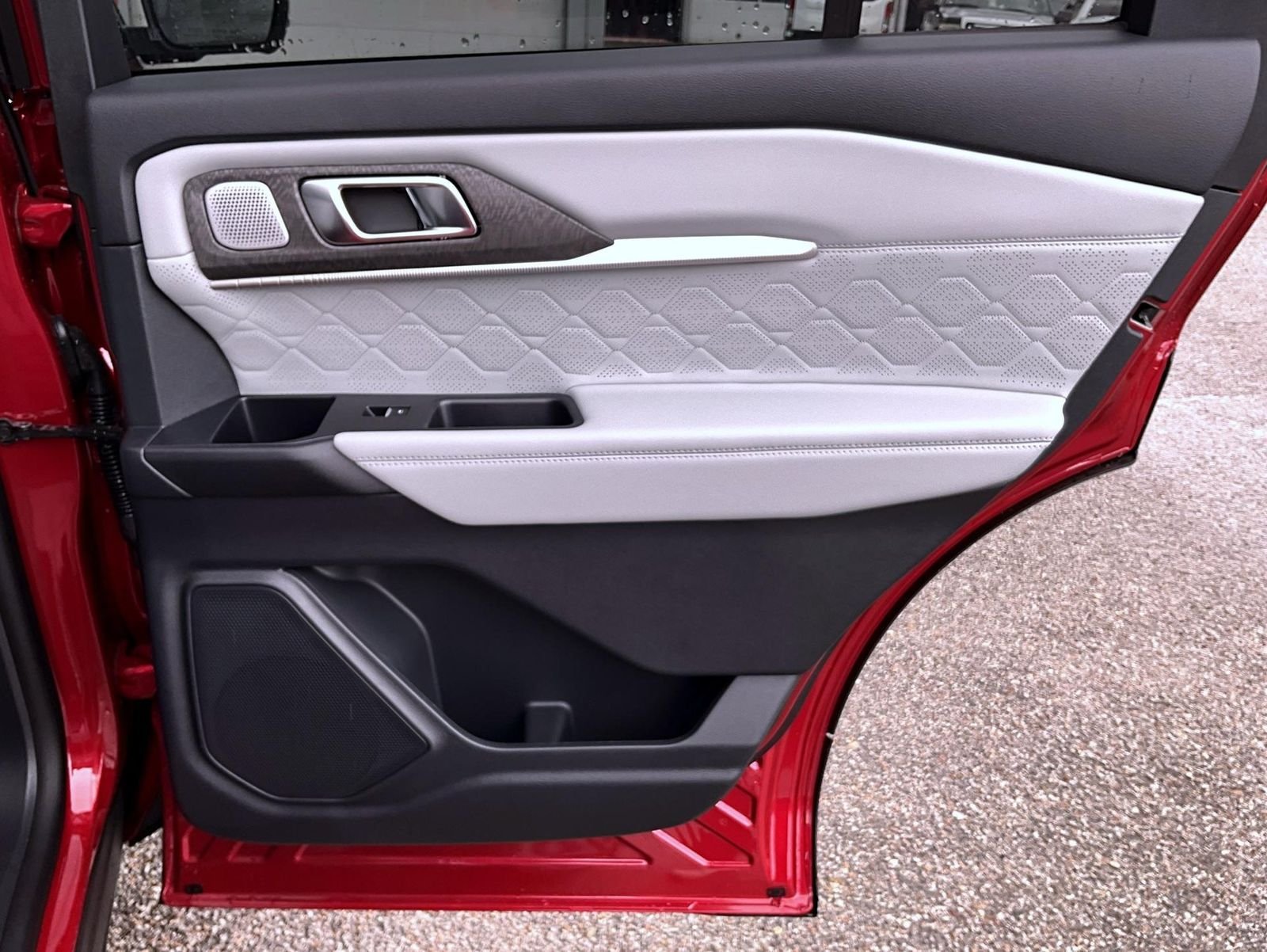 New 2026 Rapid Red Metallic Tinted Clearcoat Ford Platinum image 19