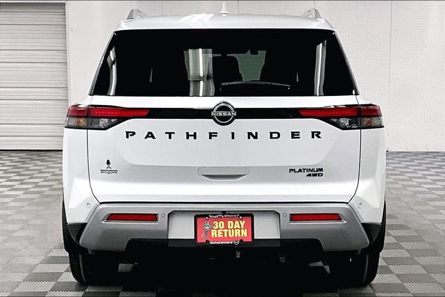 New 2025 Everest White Pearl Tricoat Nissan Platinum image 4
