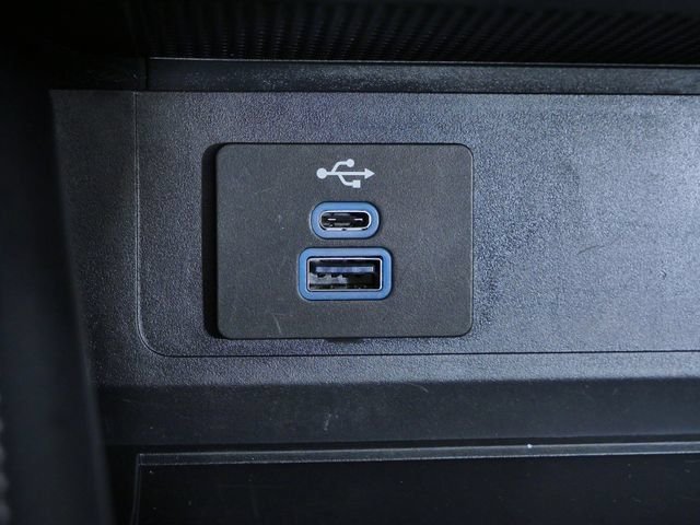 Certified Used 2025  Ford GT Premium image 26