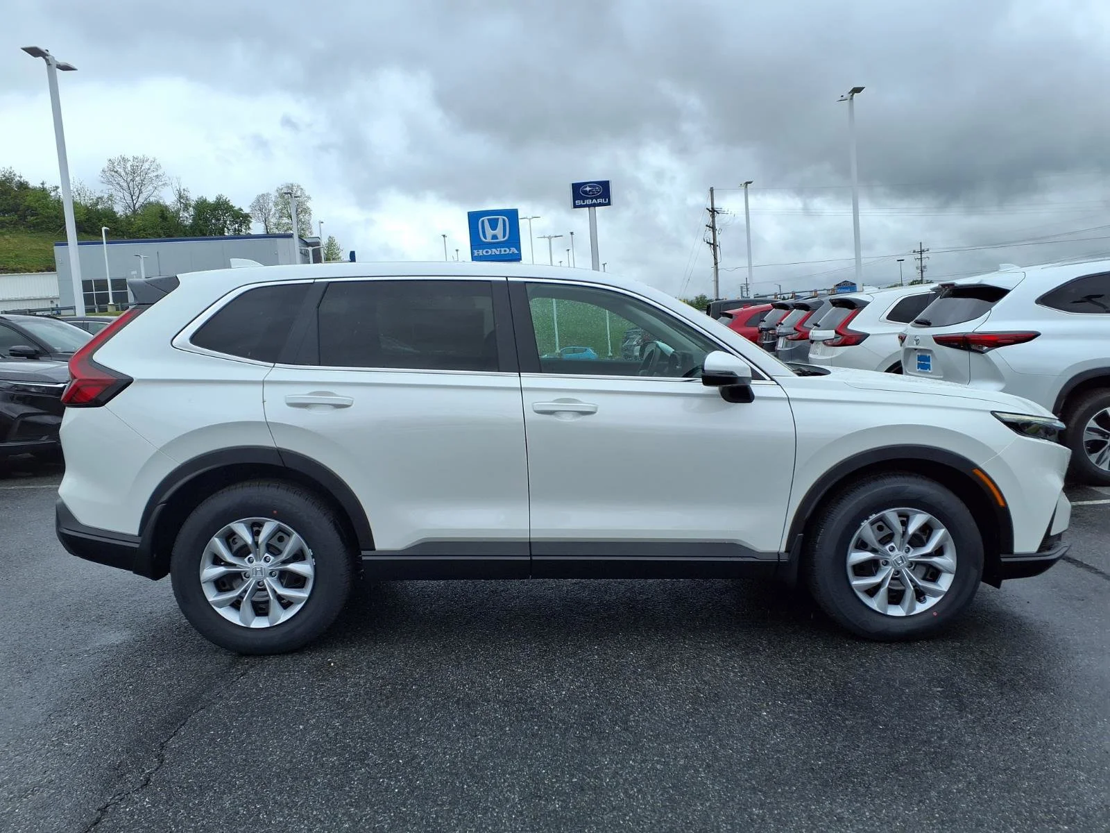 New 2026 Platinum White Pearl Honda LX image 2