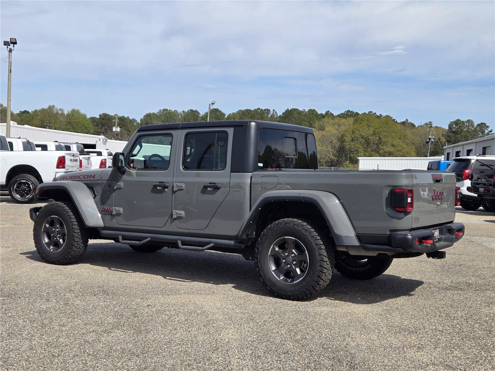 Certified Used 2021 Sting-Gray Clearcoat Jeep Rubicon image 11