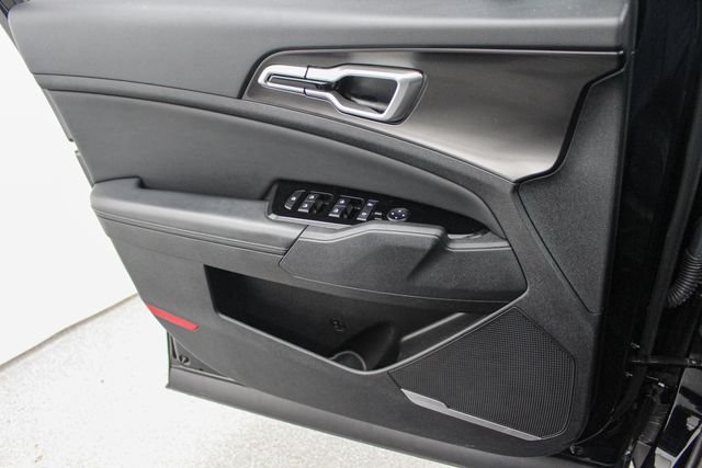 Certified Used 2025 Ebony Black Kia EX image 15