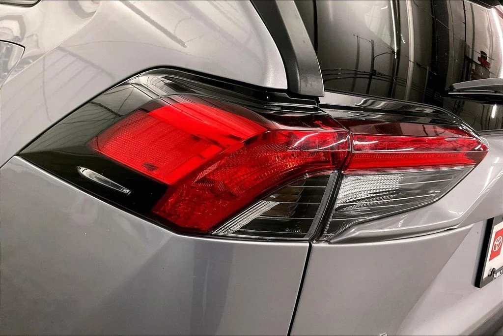 Certified Used 2021 Silver Toyota LE image 34