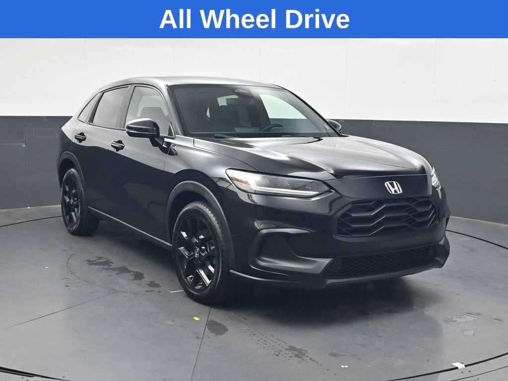 Used 2024  Honda Sport image 2