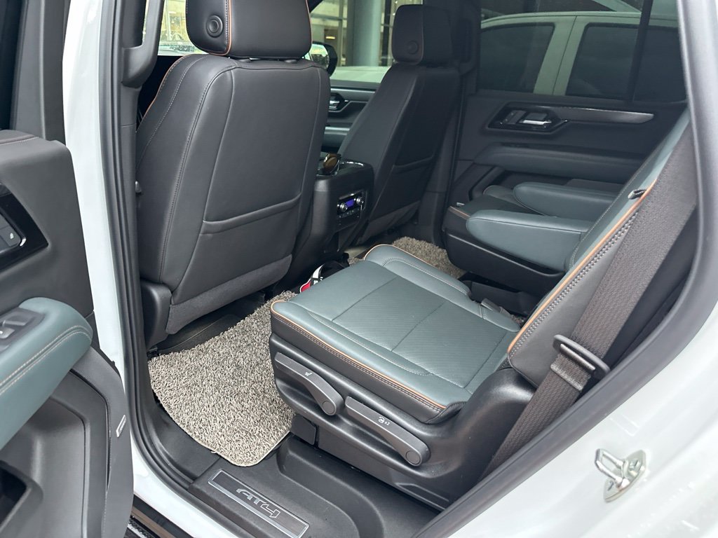 Used 2026 Summit White GMC AT4 image 8