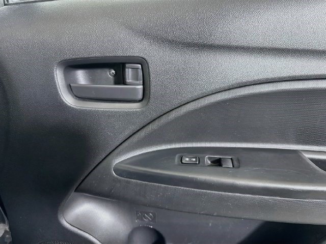 Used 2024 Graphite Gray Metallic Mitsubishi ES image 26