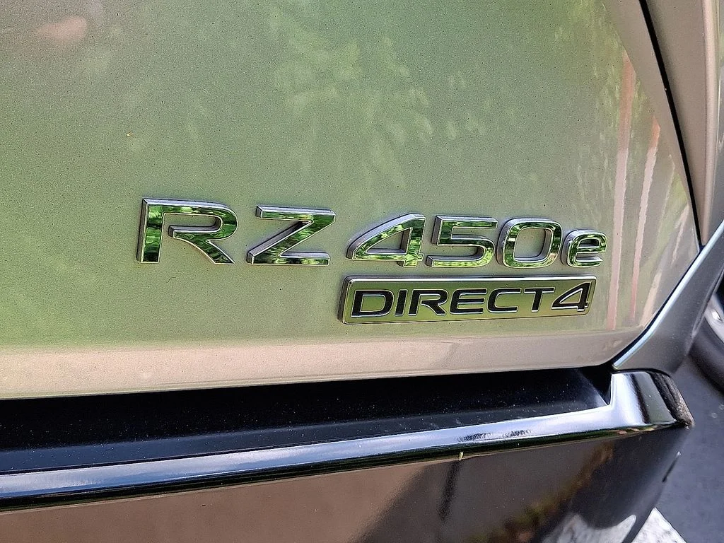 Certified Used 2023 IRIDIUM Lexus 450e Luxury image 30
