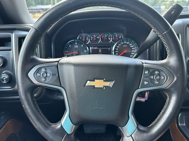 Used 2015 White Chevrolet LTZ image 11