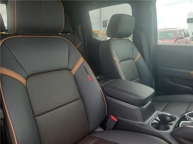 New 2026 Onyx Black GMC AT4 image 14
