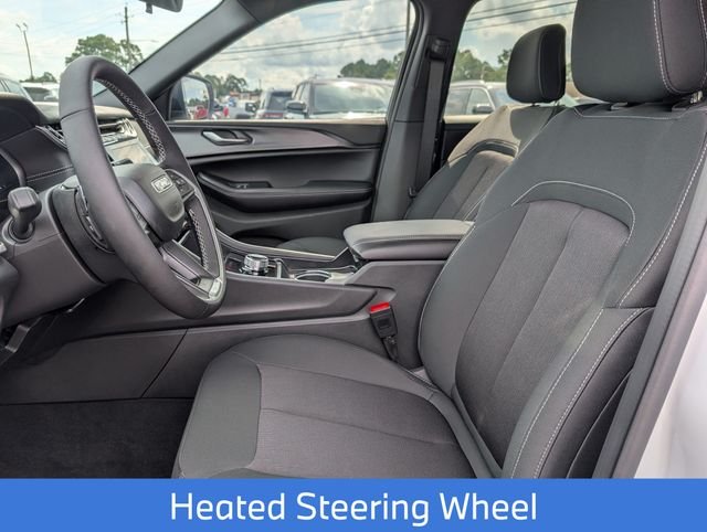 New 2026 Bright White Clearcoat Jeep Laredo image 16