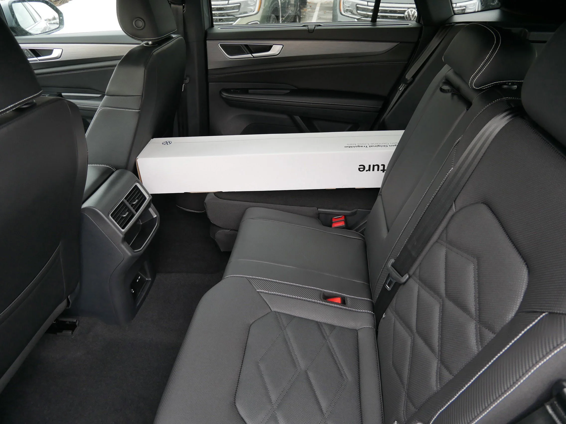2026 Volkswagen Atlas Cross Sport SE w/Tech - Photo 8