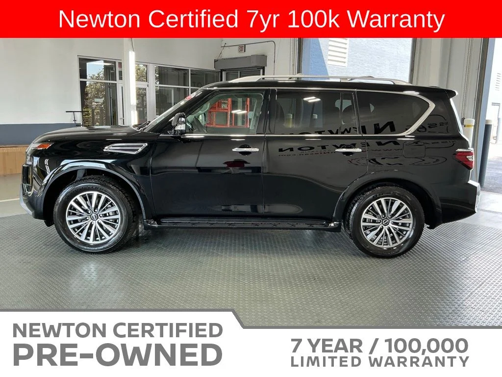 Certified Used 2024 Super Black Nissan SL image 3