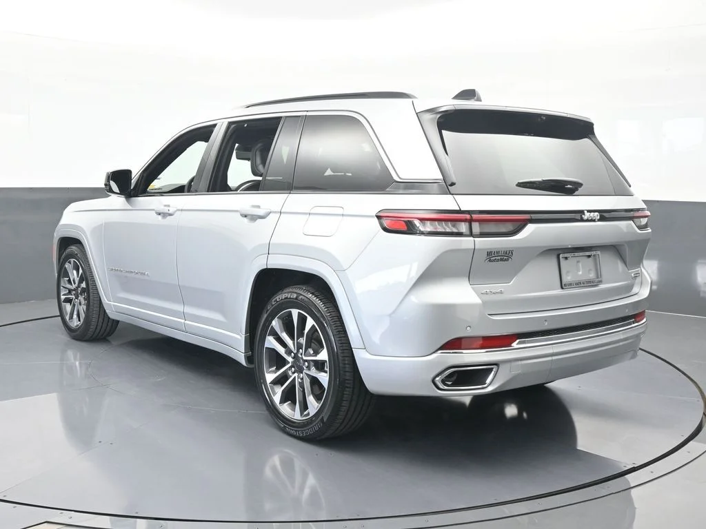 2024 Jeep Grand Cherokee Overland - Photo 4